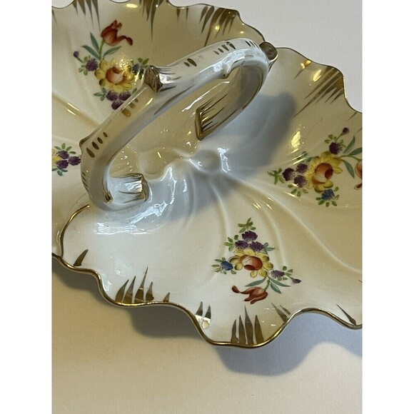 Vintage French Porcelain Trinket Candy dish with floral design and gold toned - Picture 3 of 8